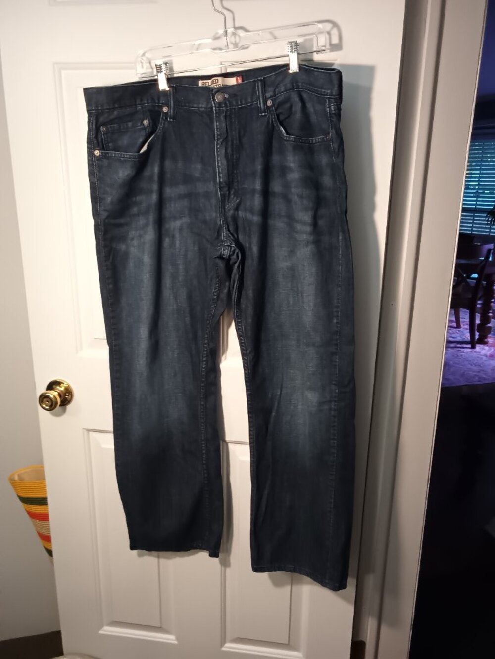 Mens Levi's Brand Relaxed Fit Jeans Size 38/30